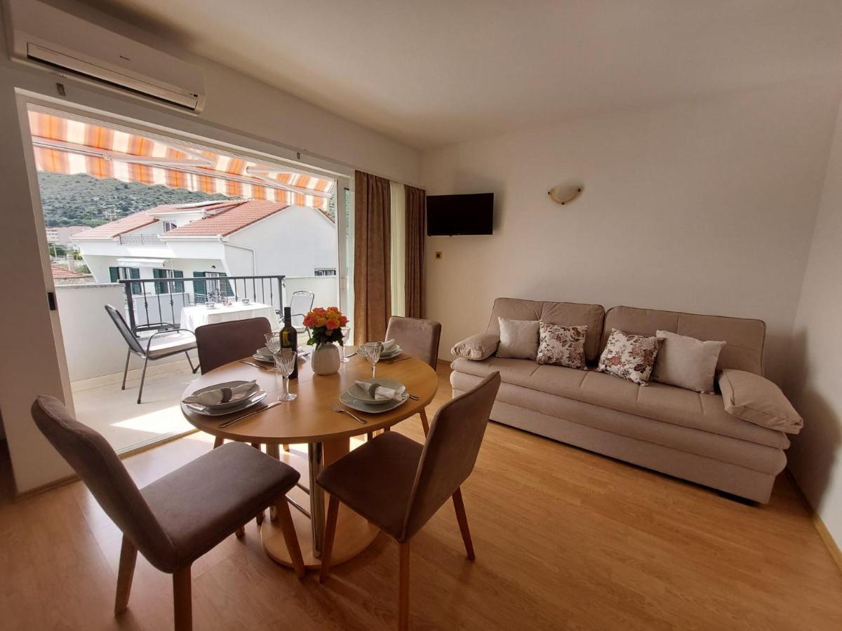Apartments Zulim Trogir Exterior foto